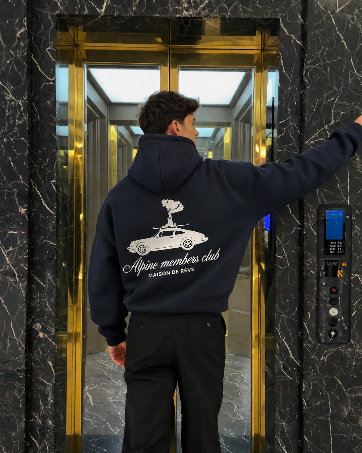 Le Club Alpin Hoodie